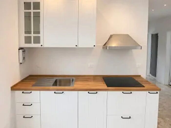 Appartamento quadrilocale in affitto in Via Laura Bassi Veratti, Bologna