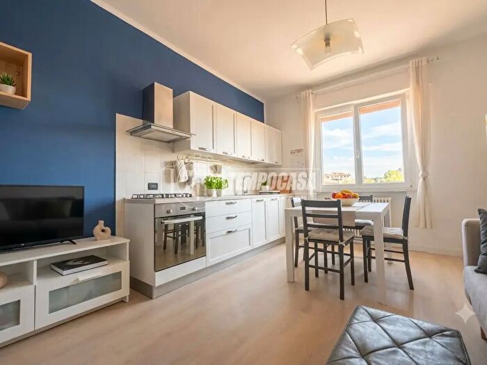 Appartamento trilocale in vendita in Via Cesarea, Ravenna