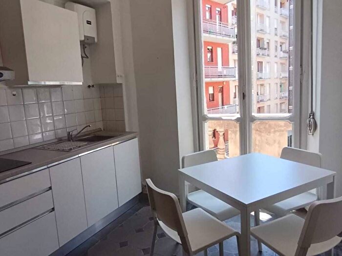 Appartamento trilocale in affitto in Via Santa Giulia, Vanchiglia, Torino