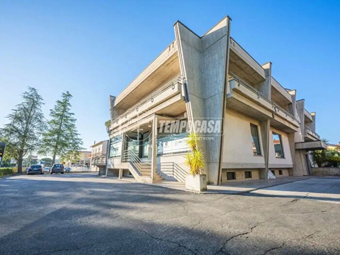 Appartamento con 5 locali in vendita in Corridonia