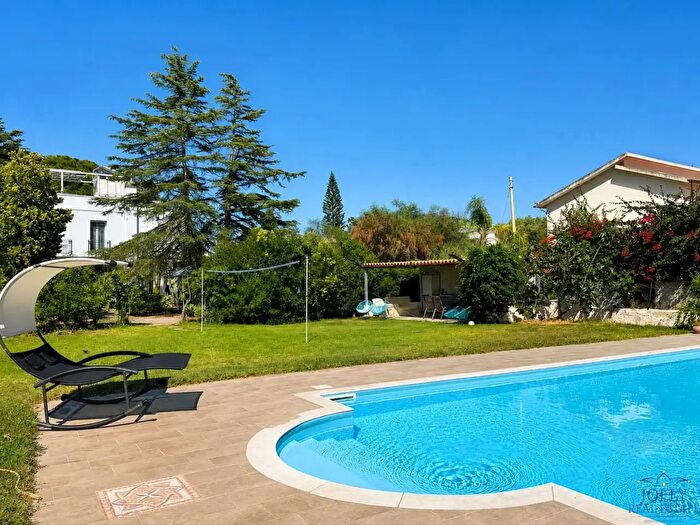 Casa con 5 locali in vendita in Via Prometeo, Siracusa