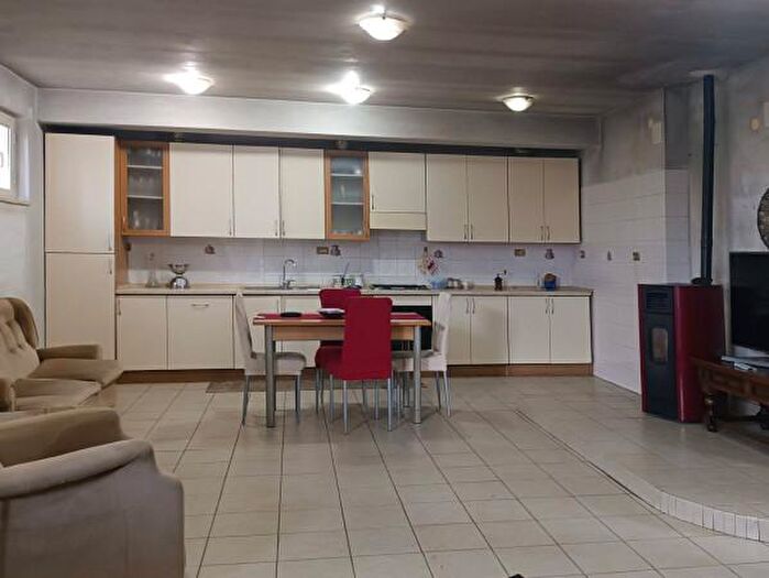 Casa con 6 locali in vendita in Paterno Calabro