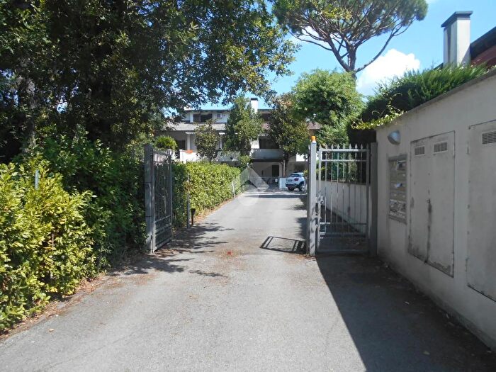 Appartamento con 5 locali in vendita in Via dei Casoni, Comacchio