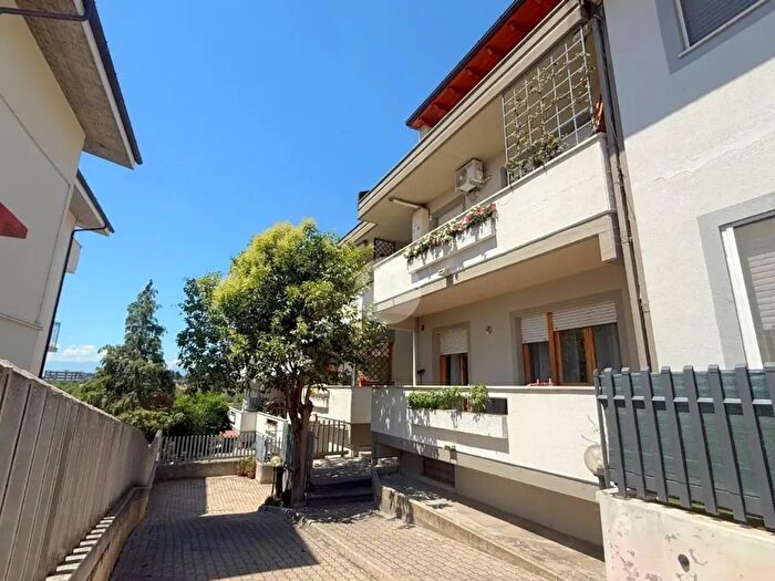 Appartamento quadrilocale in vendita in Via Monte Viglio, Pescara