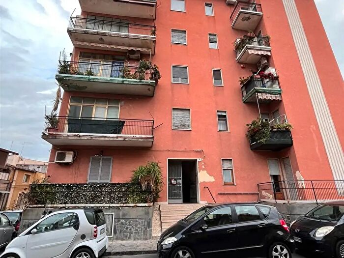 Appartamento bilocale in vendita in Via Faraci, Catania