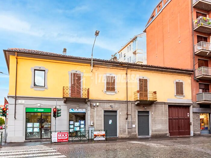 Appartamento con 5 locali in vendita in Via Po, Chivasso