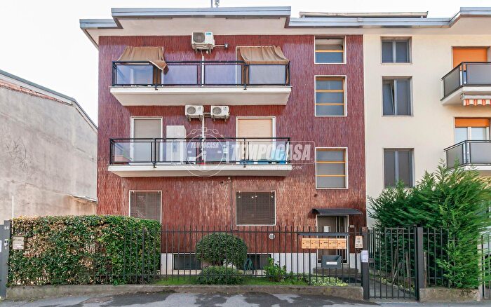 Case in Vendita e in Affitto - 3