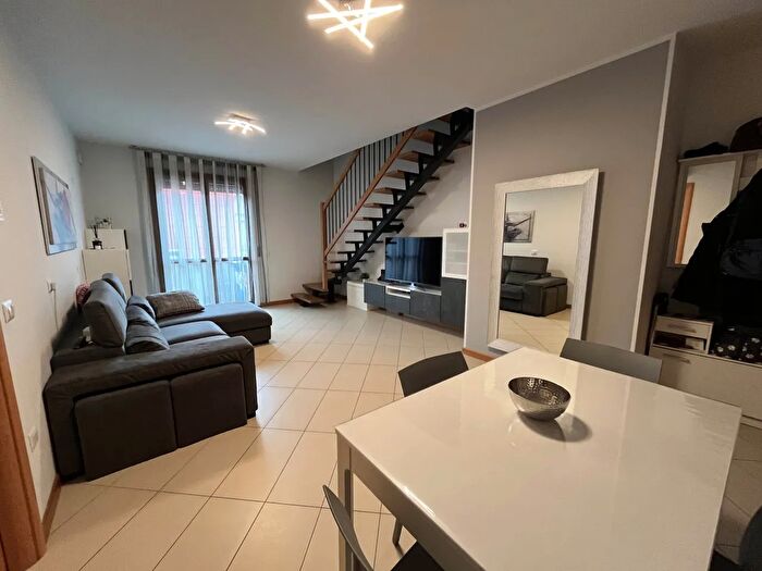 Appartamento quadrilocale in vendita in Via Aquileia, Mestrino