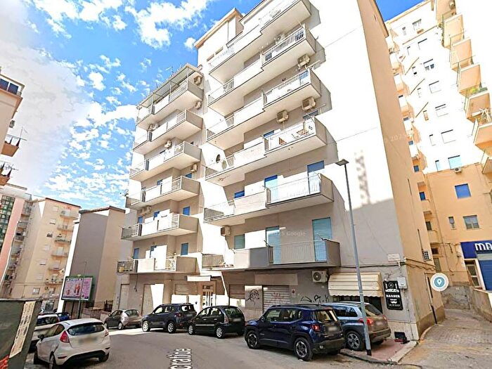 Appartamento con 6 locali in affitto in VIA CALLICRATIDE, Via Imera V della Vittoria Via Dante A, Agrigento
