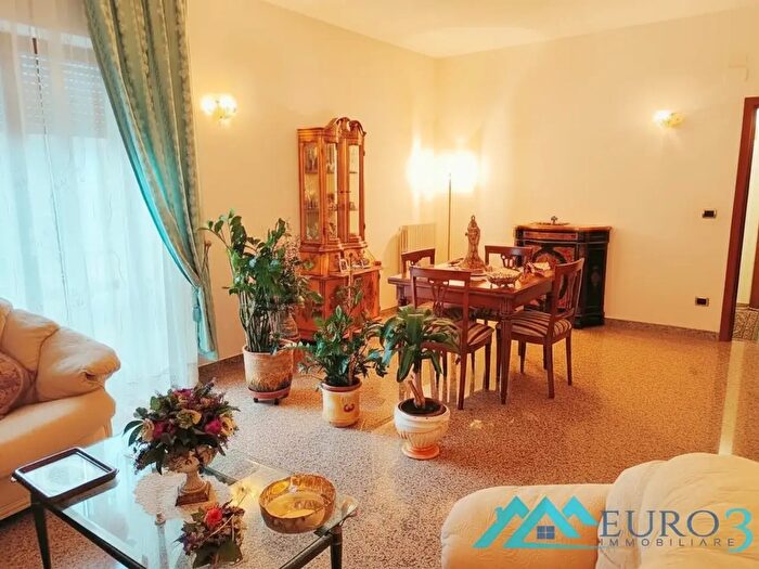 Appartamento con 8 locali in vendita in Castel Di Lama