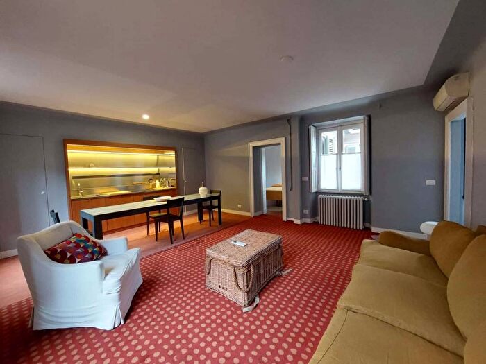 Appartamento trilocale in affitto in Via dellOrso, Brera, Milano