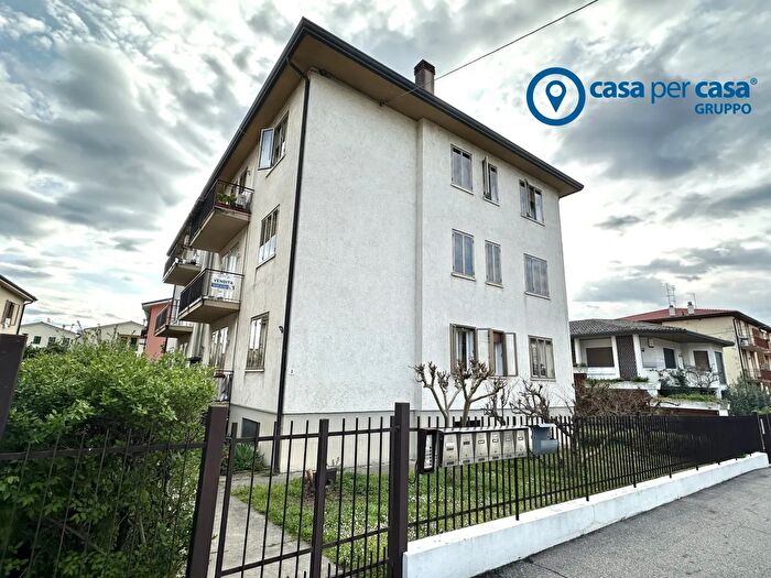 Appartamento quadrilocale in vendita in Via Taddeo dEste, Este