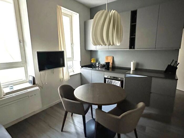 Appartamento monolocale in affitto in Via Melchiorre Gioia, Isola, Milano