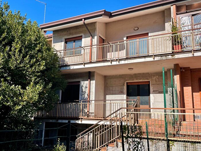 Casa con 5 locali in vendita in Trasaghis