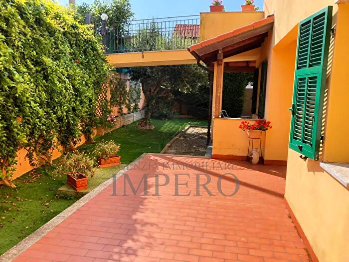 Casa con 5 locali in vendita in Via Appio, Ventimiglia