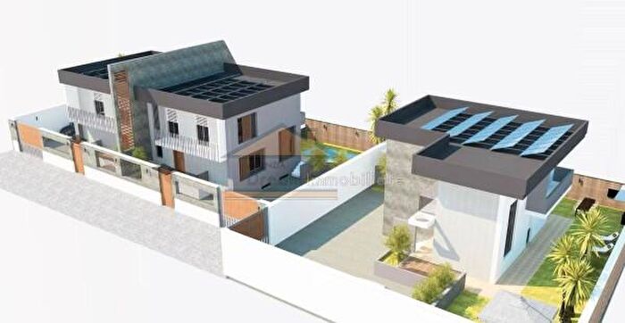 Casa quadrilocale in vendita in Via Carlo Poerio, Calvizzano