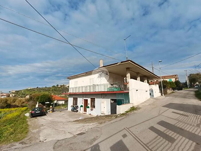 Appartamento quadrilocale in vendita in Via Difesa, Agropoli