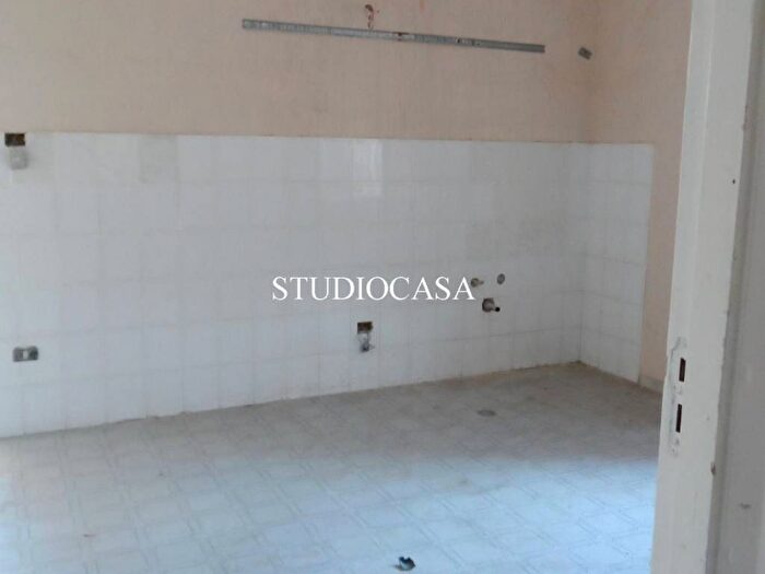 Appartamento trilocale in affitto in Recale