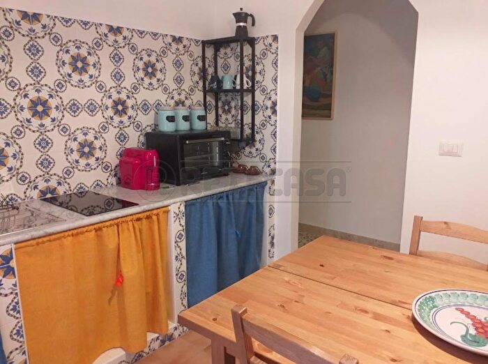 Appartamento con 6 locali in vendita in Via Ragusa, Siracusa