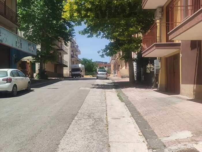 Appartamento con 6 locali in vendita in Via Michelangelo Cardillo, Racalmuto