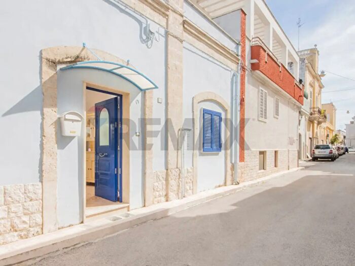 Appartamento bilocale in affitto in Via Bellomo, Valenzano