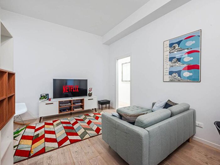 Appartamento trilocale in affitto in Viale Tunisia, Buenos Aires, Milano
