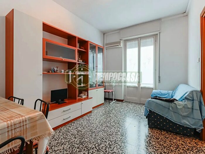 Appartamento bilocale in vendita in Via Alcide De Gasperi, Vimercate