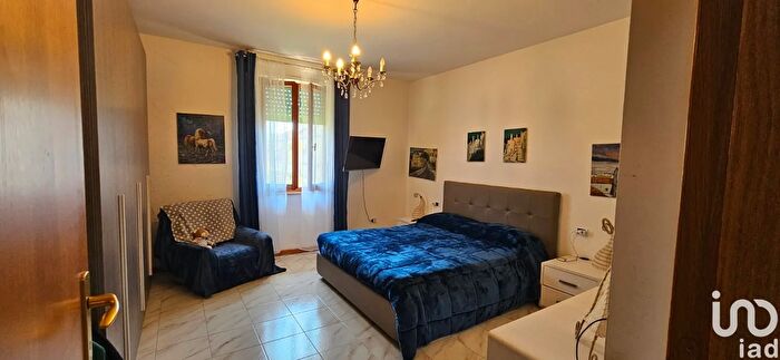 Appartamento con 5 locali in vendita in Via Betulle, Ascoli Piceno