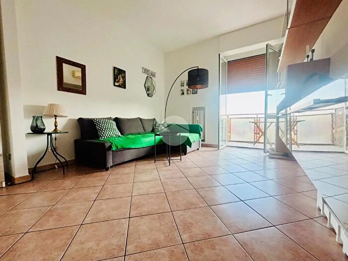 Appartamento bilocale in vendita in Via E Salgari, Monza