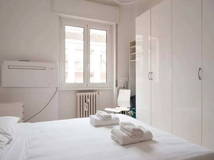 Appartamento bilocale in affitto in Via Privata Metauro, Giambellino, Milano