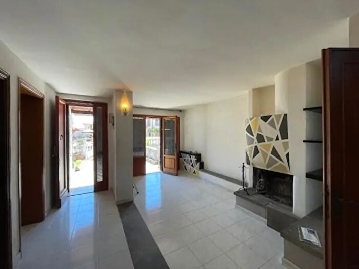 Casa con 6 locali in vendita in Vecchiano