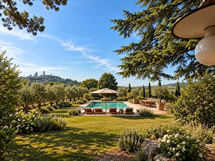 Casa con 20 locali in vendita in San Gimignano