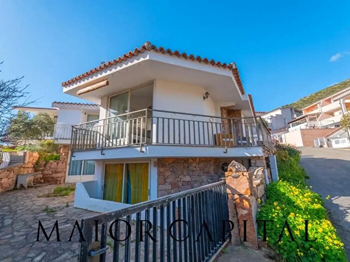 Appartamento trilocale in vendita in Siniscola