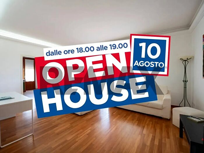 Casa con 11 locali in vendita in Via Colle di Campli, Tollo