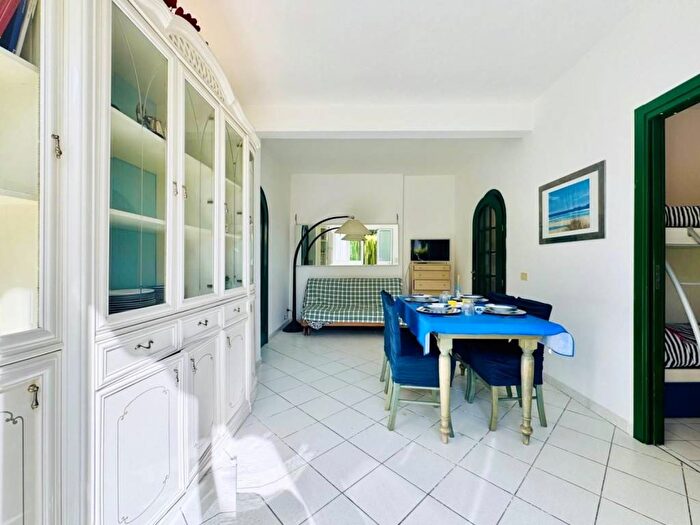 Casa con 5 locali in affitto in Via Filippo Corridoni, Pietrasanta