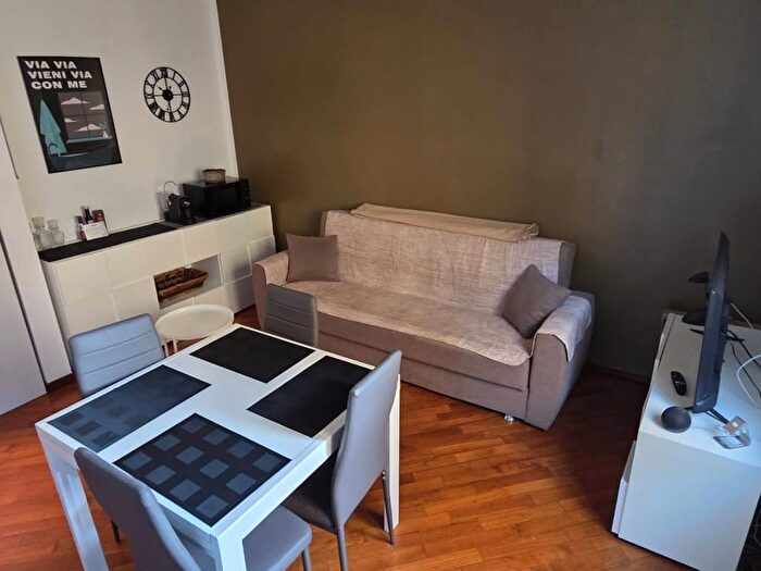 Appartamento bilocale in affitto in Via Antonio Burlando, Castelletto, Genova