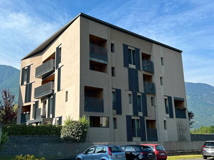 Appartamento trilocale in affitto in Via Ventina, Centro, Sondrio