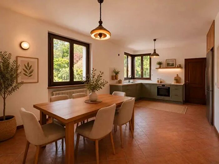 Appartamento con 6 locali in vendita in Via dei Montefeltro, Sansepolcro