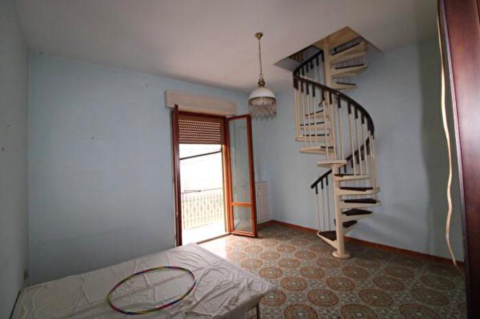 Appartamento con 5 locali in vendita in Jesi