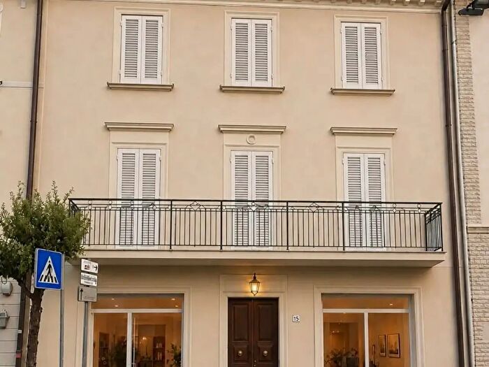 Appartamento con 5 locali in vendita in Lamporecchio