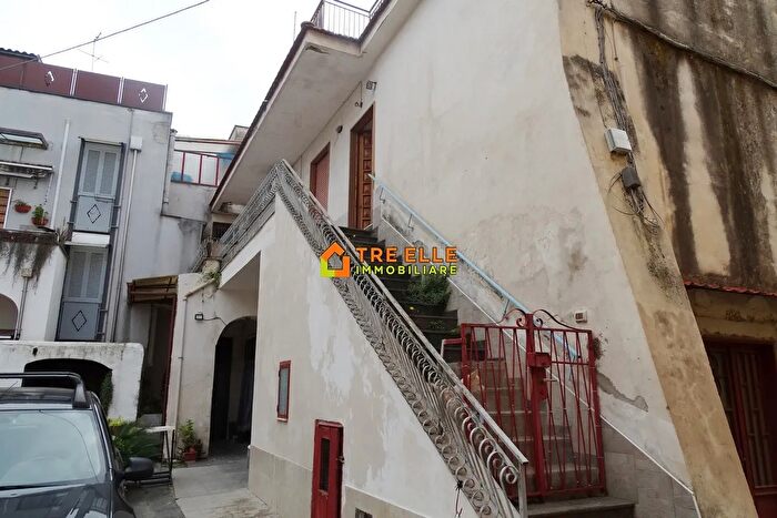 Casa trilocale in vendita in Via Caliendo Marigliano Na, Marigliano