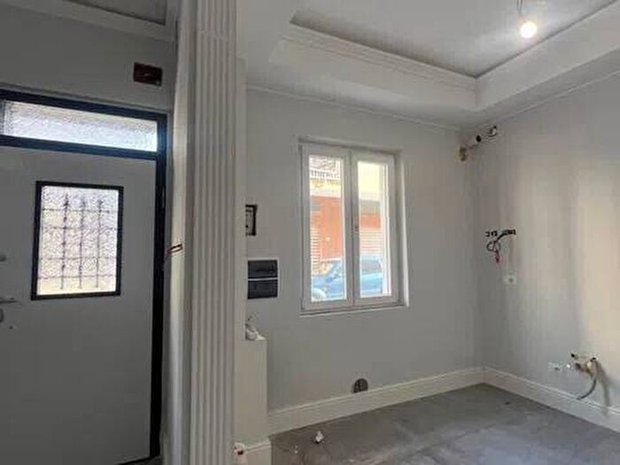 Casa con 6 locali in affitto in Via F Simonetti, Porto San Giorgio
