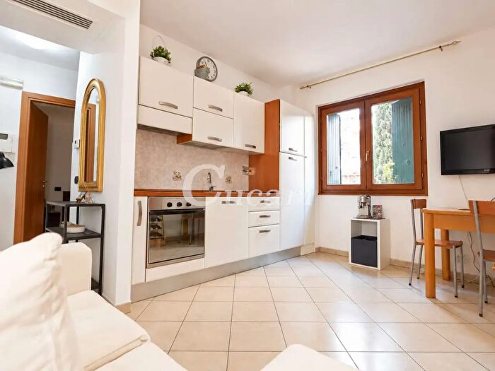Appartamento bilocale in affitto in Via San Filippo Neri, Frascati