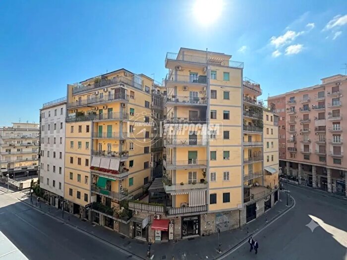 Appartamento monolocale in vendita in Via Salvo d'Acquisto, Napoli