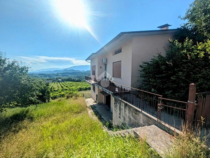 Casa con 5 locali in vendita in Via Rino Collodel, San Pietro Di Feletto