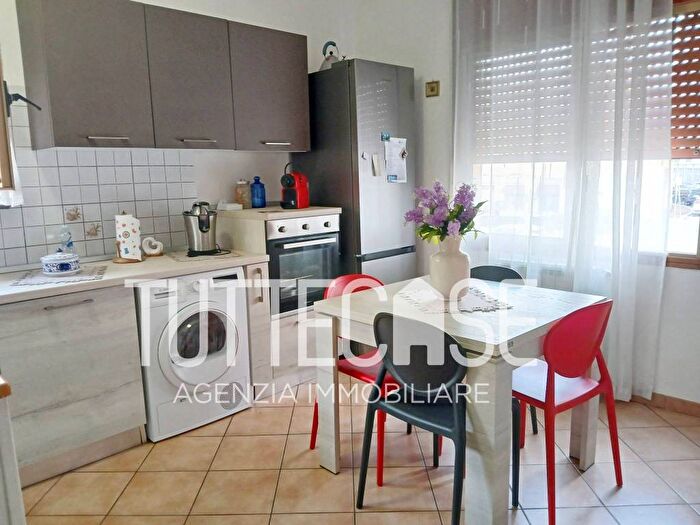 Appartamento bilocale in affitto in Nicolosi, Latina