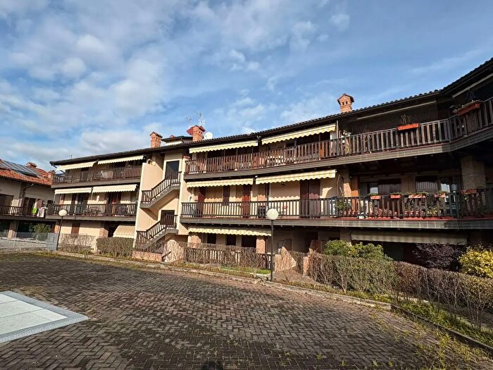 Appartamento quadrilocale in vendita in Largo Einaudi, Verdellino