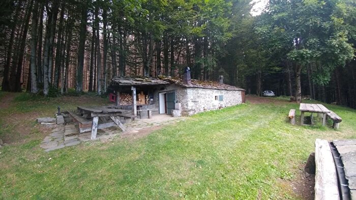 Casa monolocale in vendita in Via Cà Zucchi, Fanano