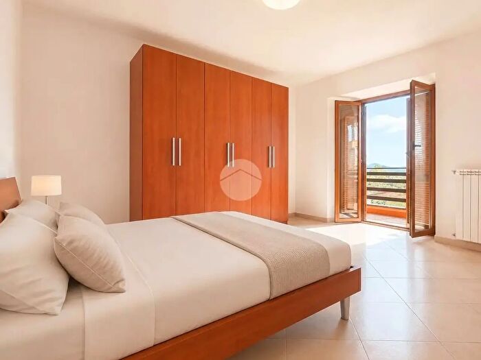 Appartamento trilocale in vendita in Via Pecoreccia di Torre Angela, Roma