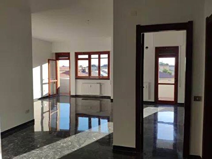 Appartamento con 5 locali in affitto in Corso Genova No Number, Centro, Chiavari